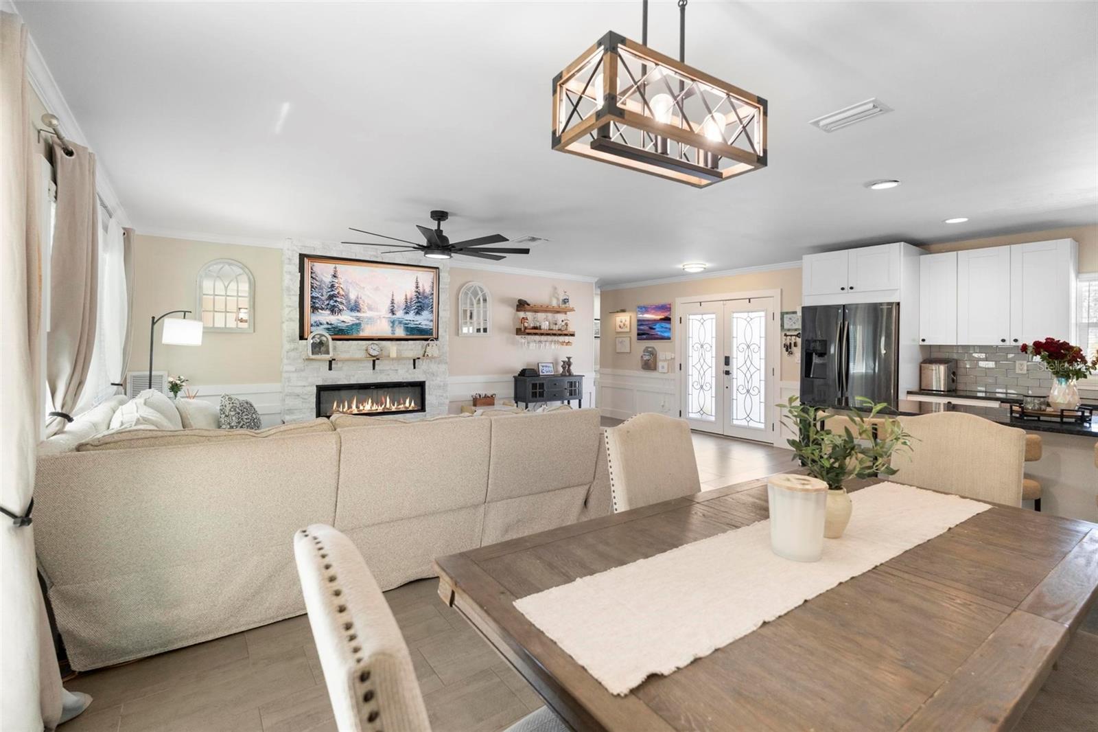 Listing photo id 18 for 8412 Lopez Drive