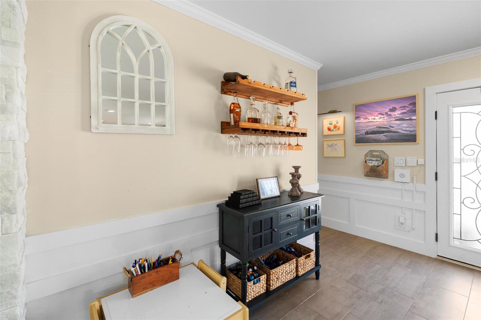 Listing photo id 21 for 8412 Lopez Drive