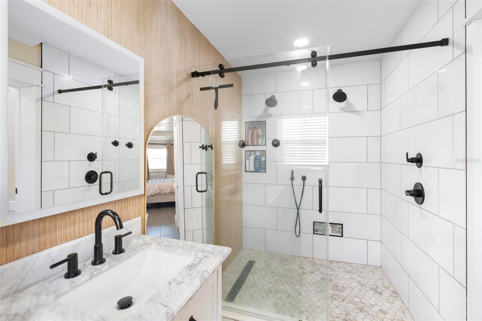 Listing photo id 27 for 8412 Lopez Drive