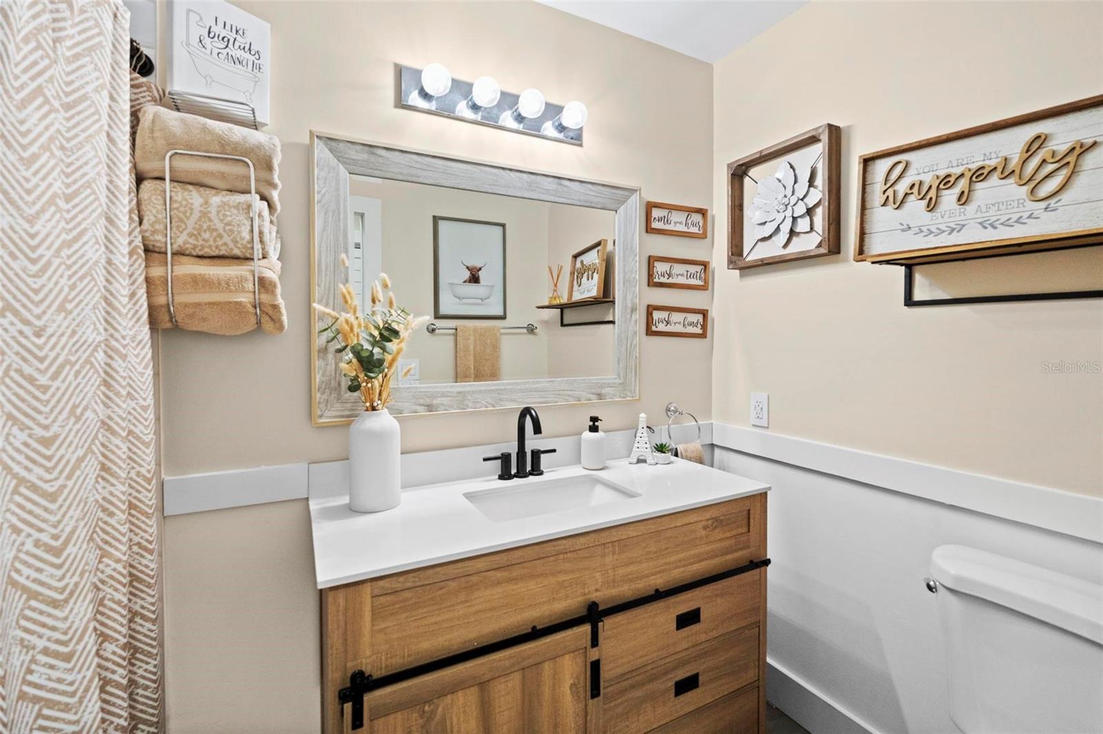 Listing photo id 41 for 8412 Lopez Drive