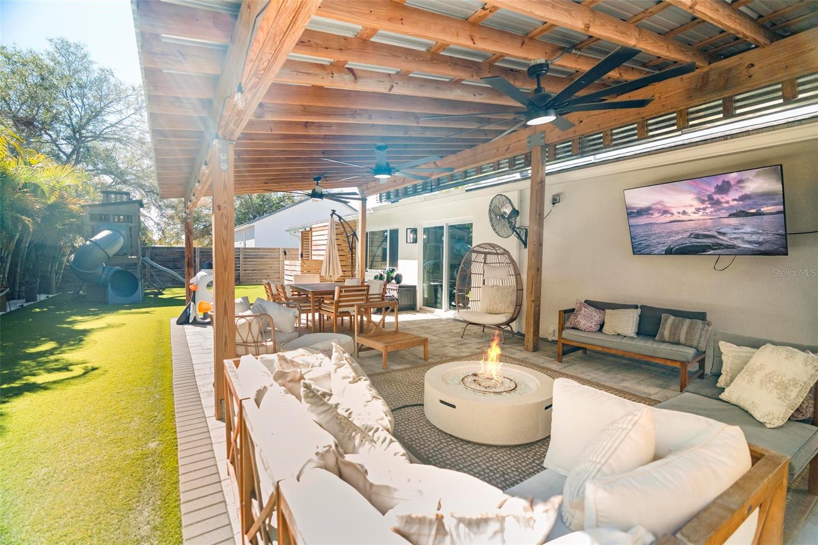 Listing photo id 44 for 8412 Lopez Drive