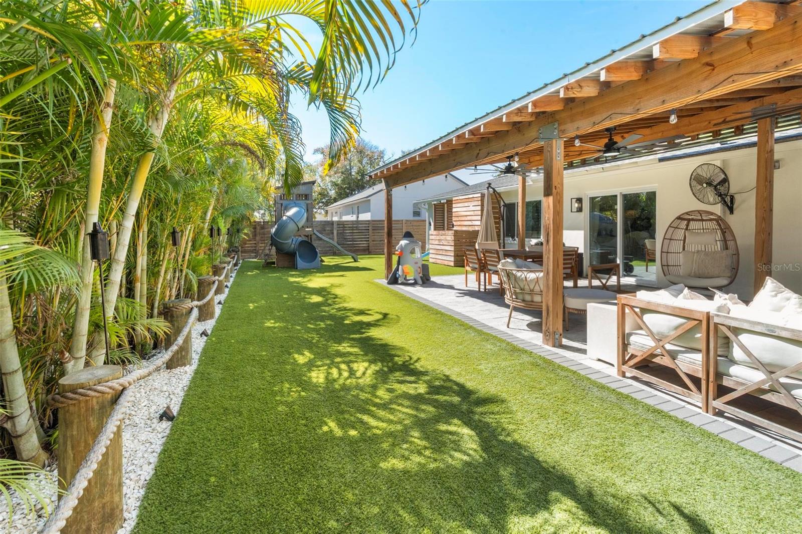 Listing photo id 52 for 8412 Lopez Drive