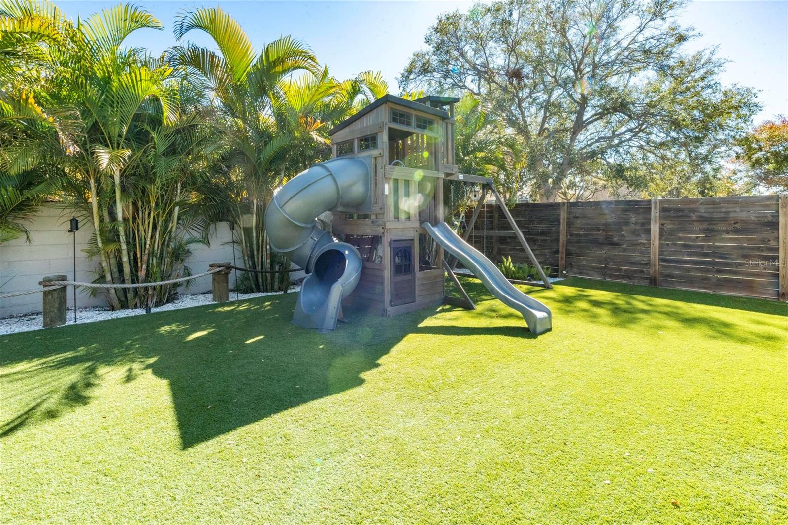 Listing photo id 55 for 8412 Lopez Drive