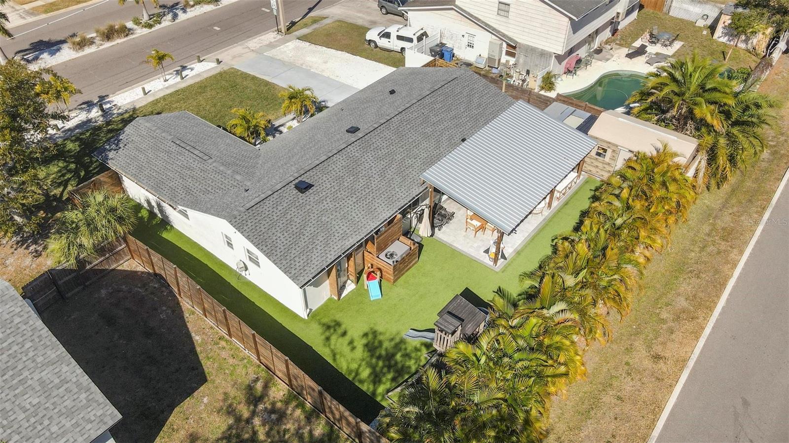 Listing photo id 58 for 8412 Lopez Drive