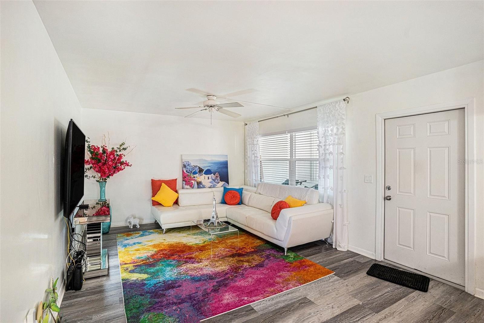 Image 7 of 9 For 4455 Duhme Road 304