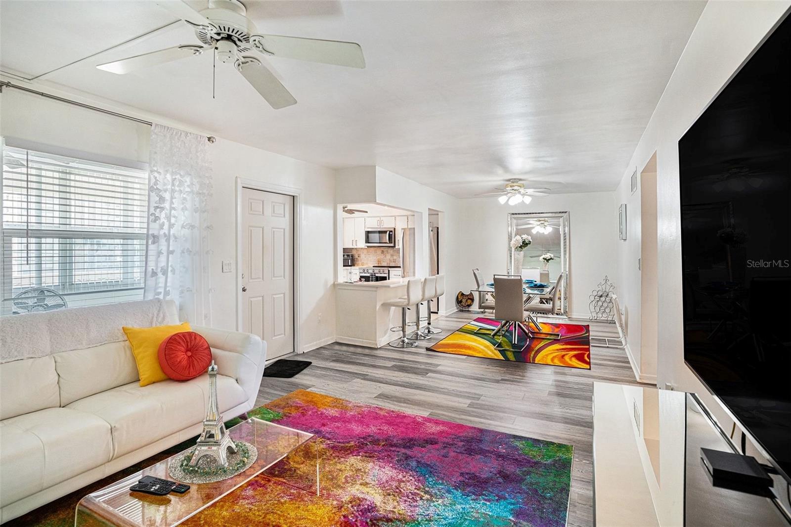 Image 9 of 9 For 4455 Duhme Road 304