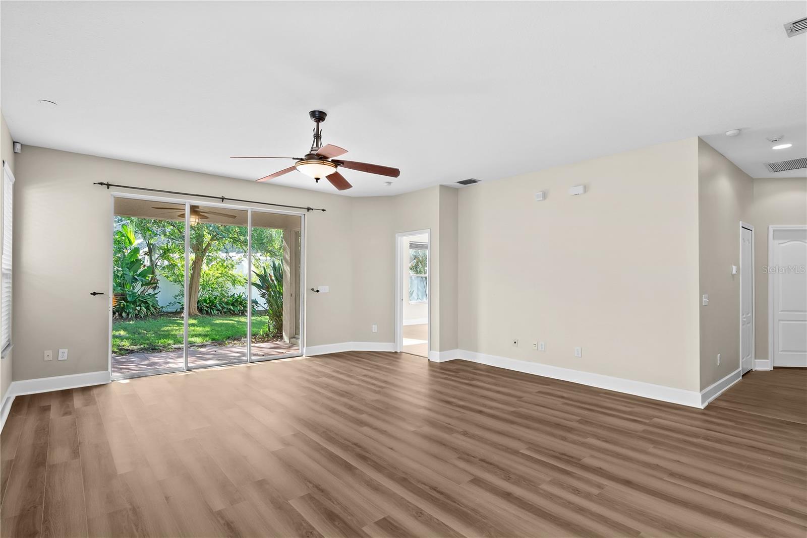 Image 14 of 44 For 5012 Mirror Ridge Court