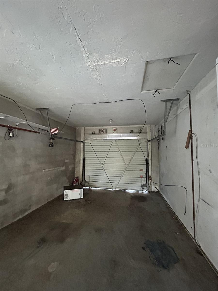 Image 29 of 35 For 6116 52nd Avenue N