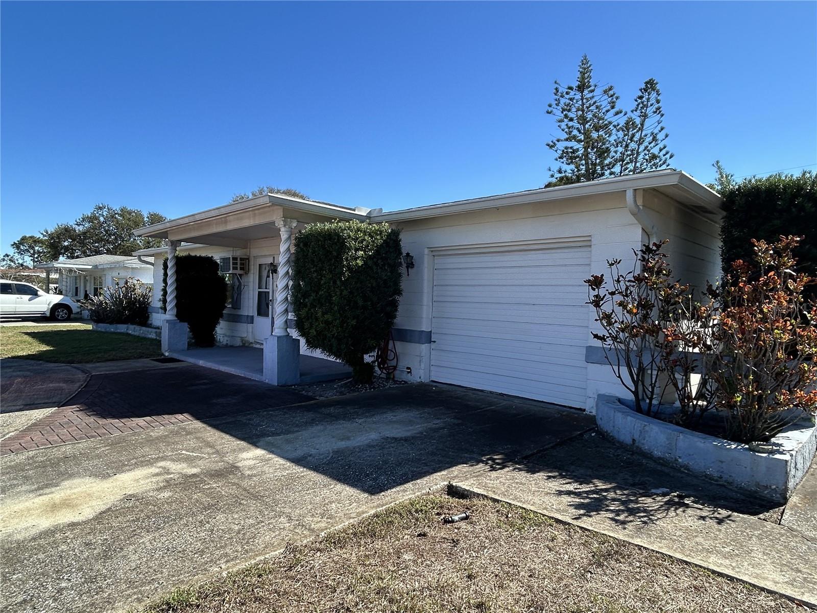 Image 32 of 35 For 6116 52nd Avenue N