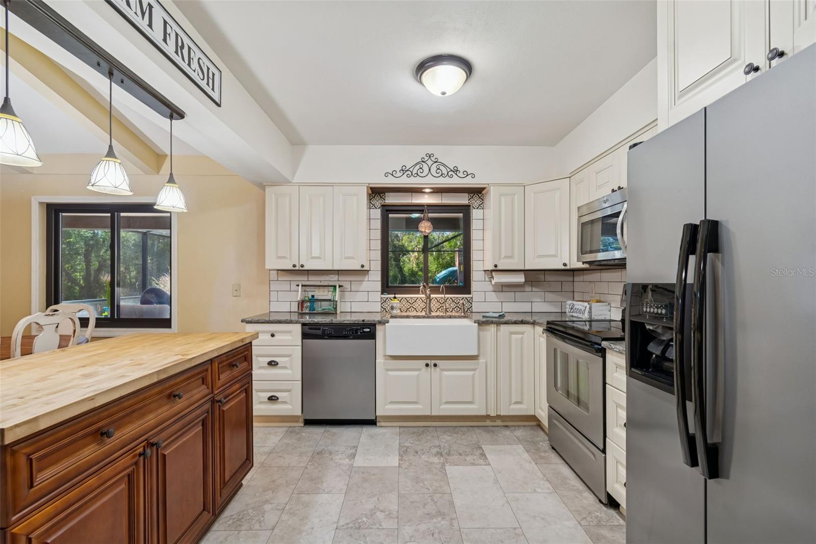 Image 16 of 41 For 13550 11th Street