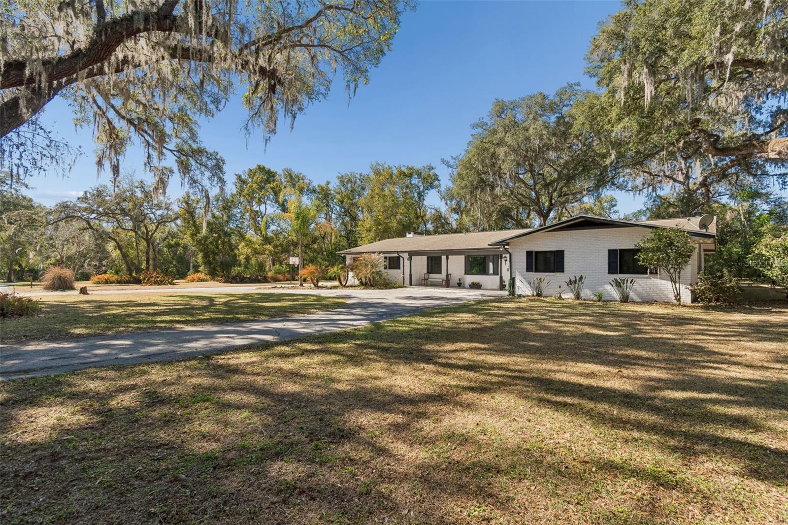 Image 5 of 41 For 13550 11th Street