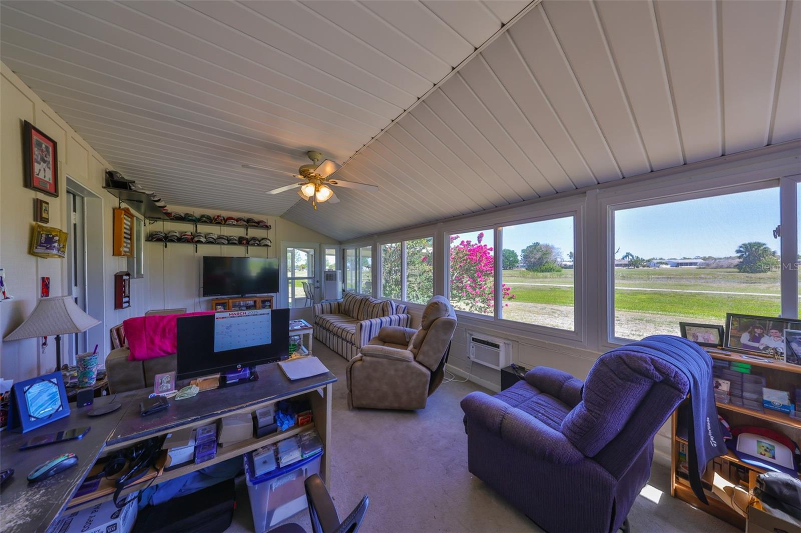 Image 31 of 52 For 607 Fox Hills Drive