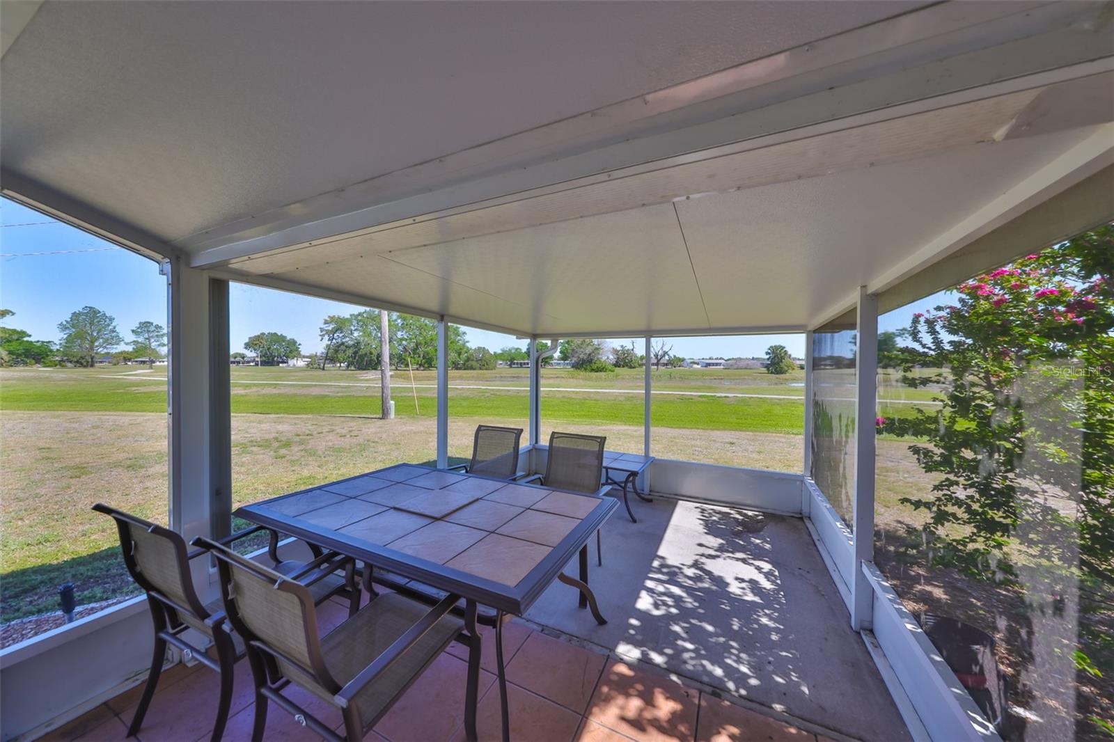 Image 34 of 52 For 607 Fox Hills Drive