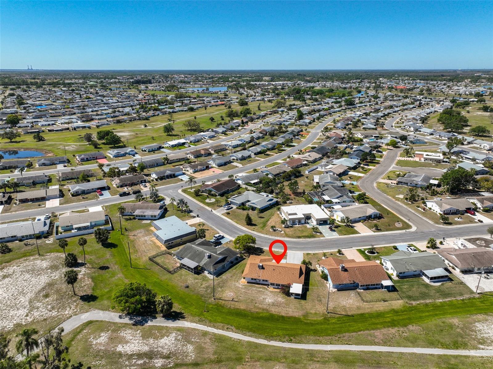 Image 41 of 52 For 607 Fox Hills Drive