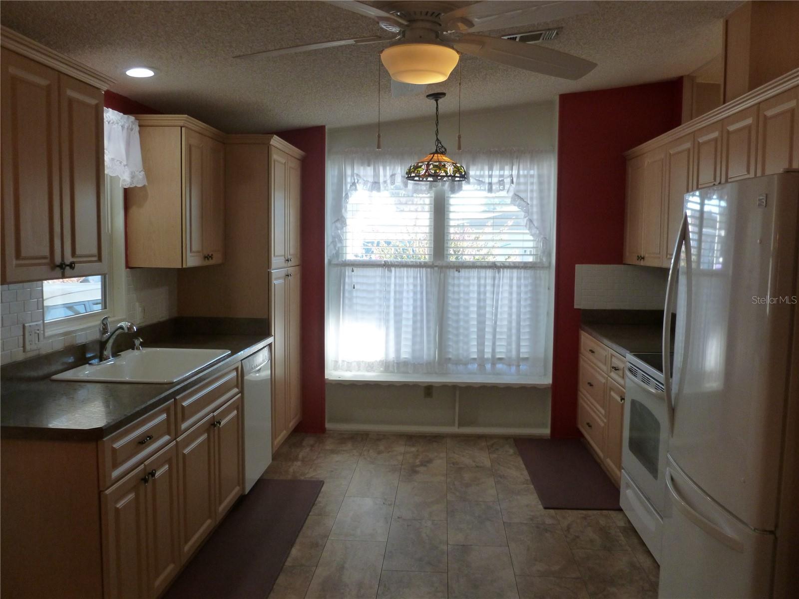 Image 4 of 42 For 3145 Hickory Drive