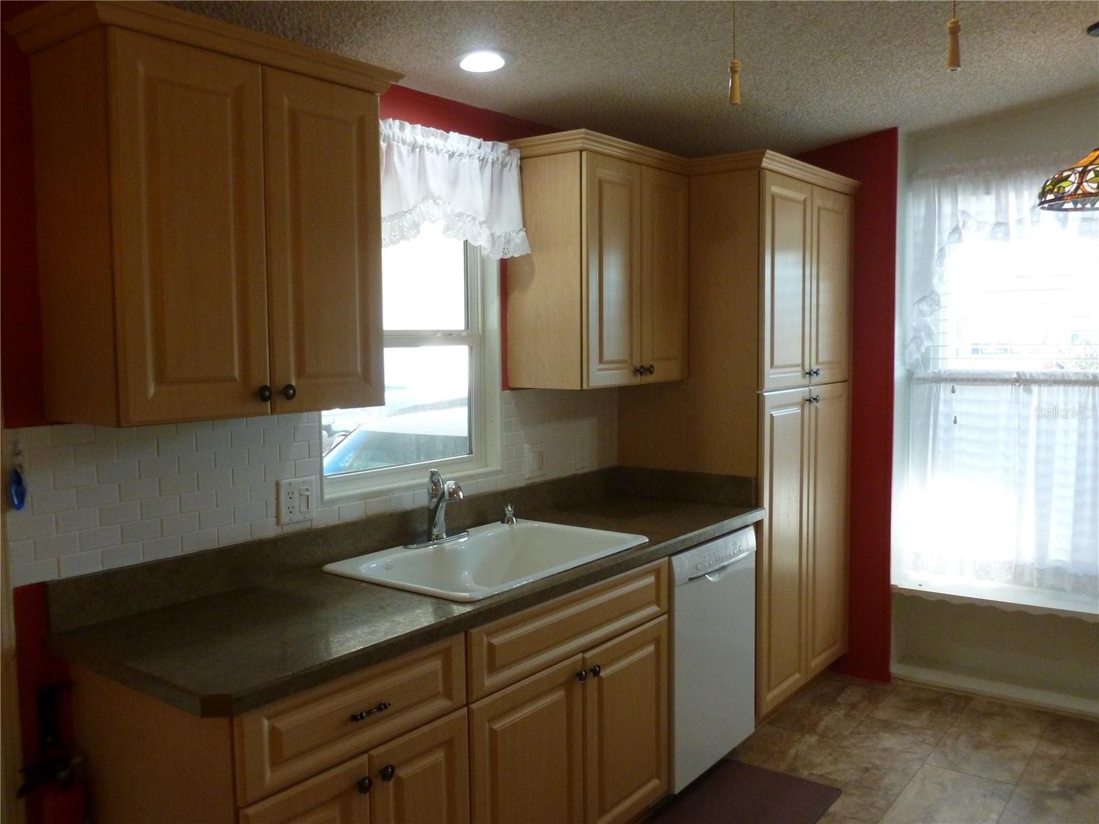 Image 5 of 42 For 3145 Hickory Drive