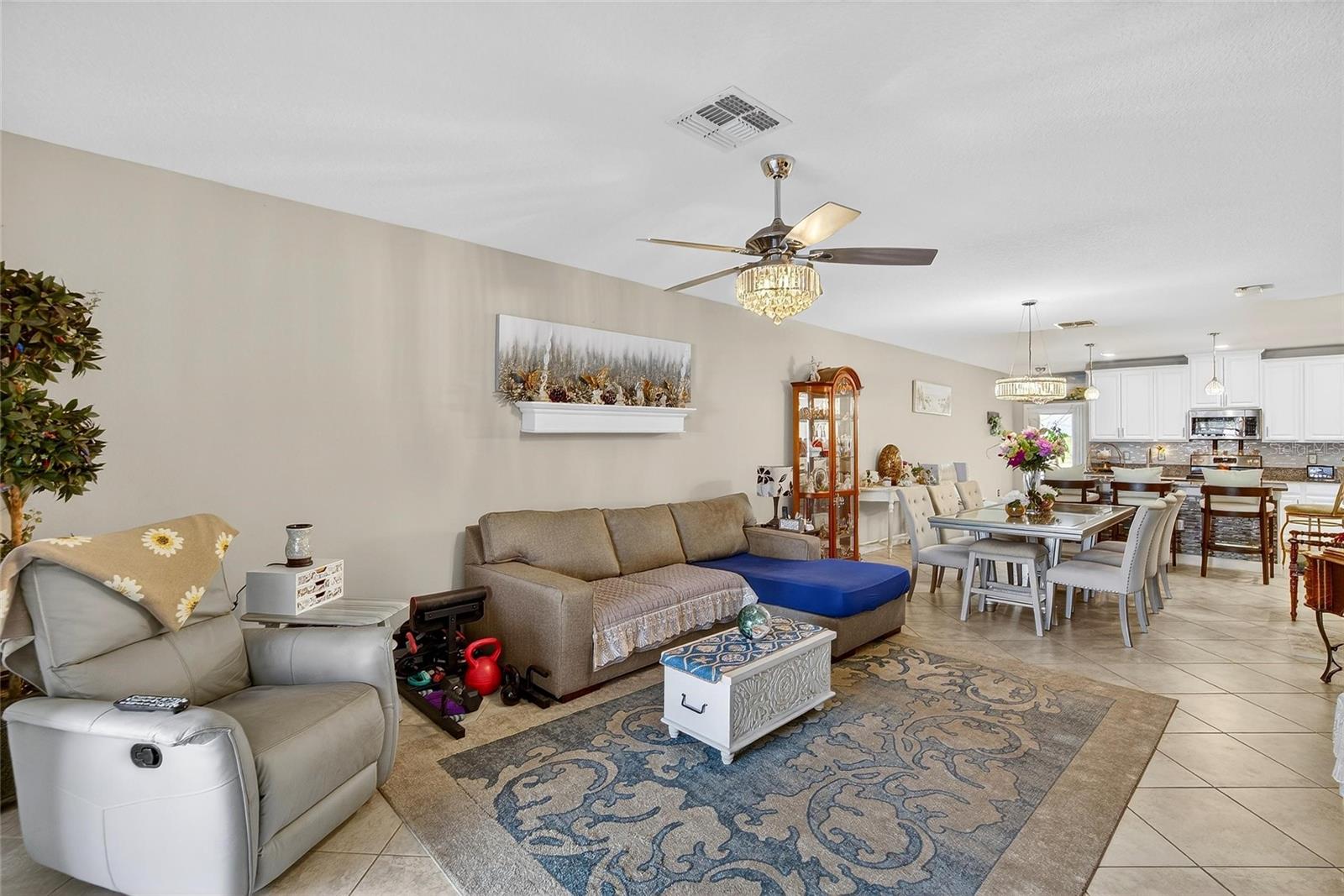 Image 11 of 89 For 16909 April Plush Drive