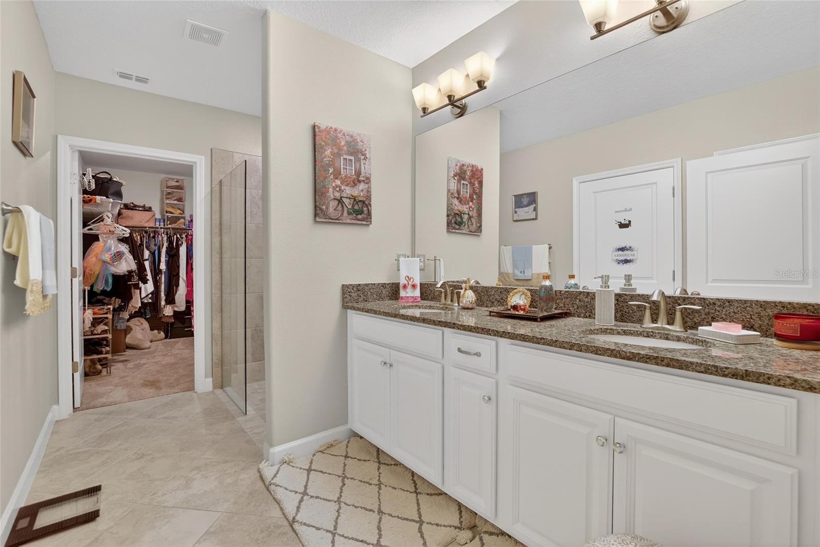 Image 17 of 89 For 16909 April Plush Drive