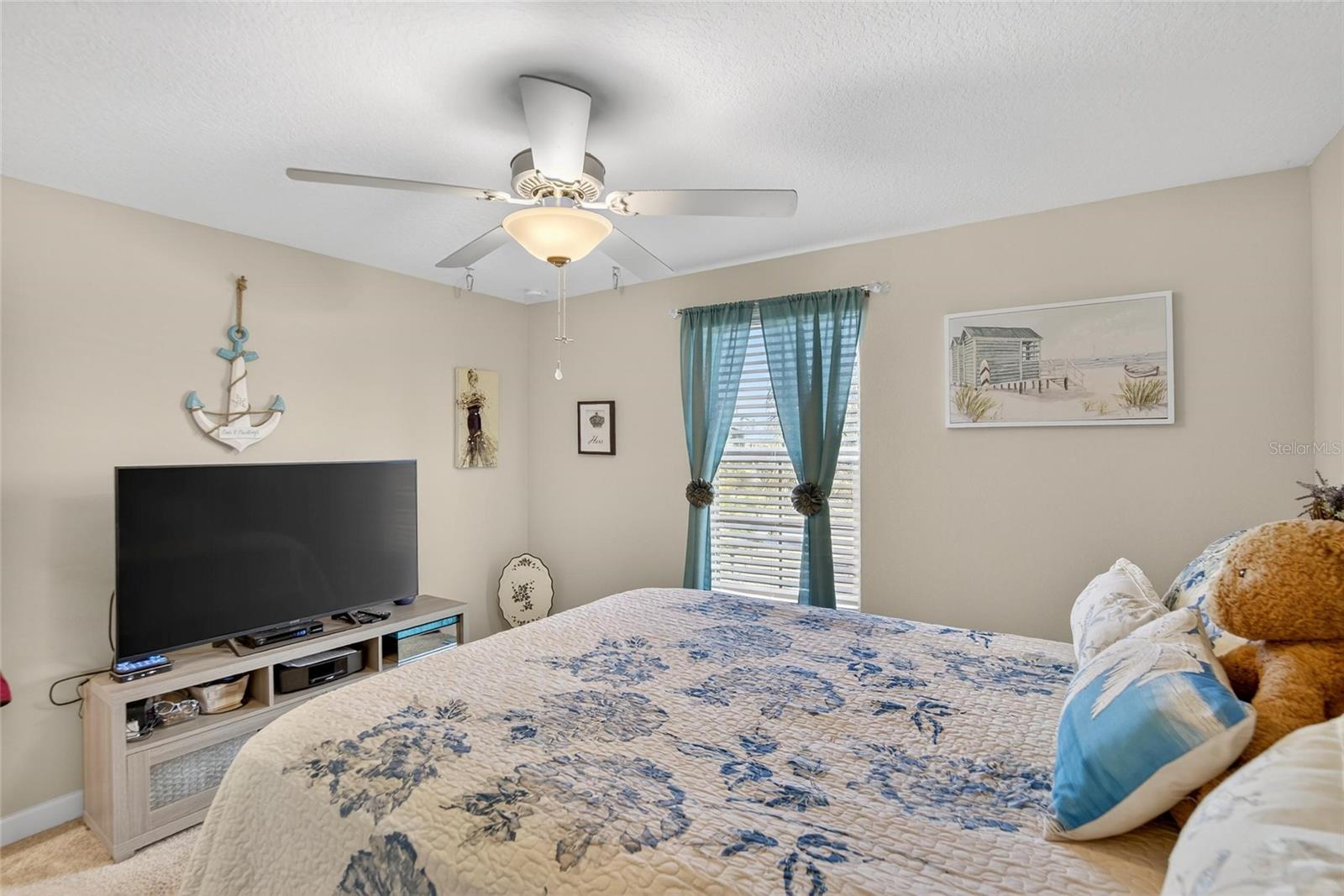 Image 28 of 89 For 16909 April Plush Drive