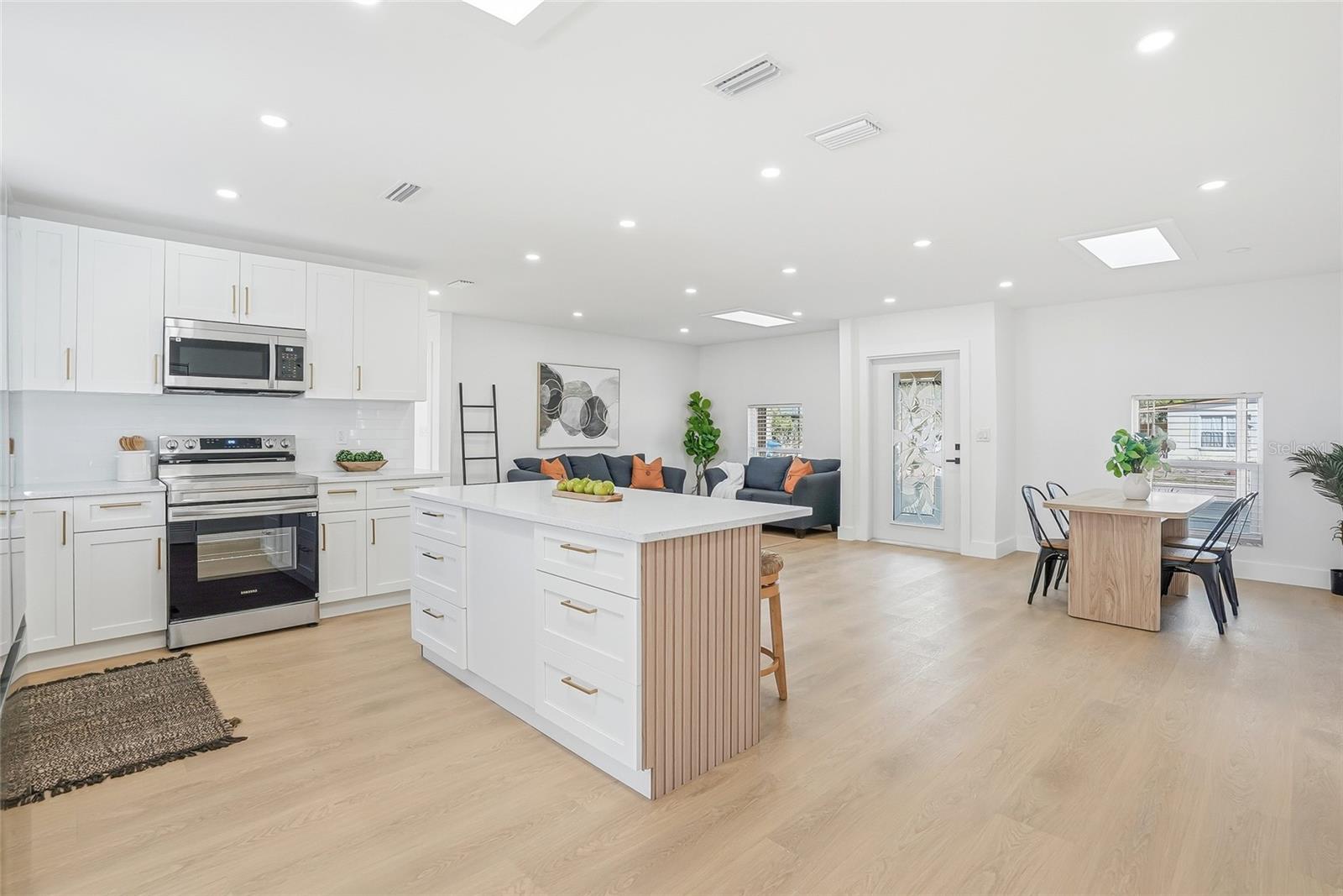 Image 13 of 45 For 6529 West Shore Circle