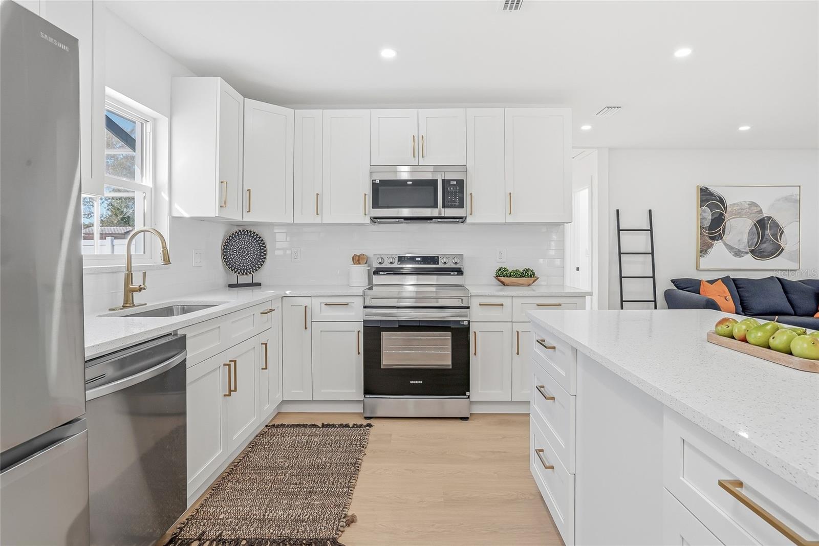 Image 14 of 45 For 6529 West Shore Circle