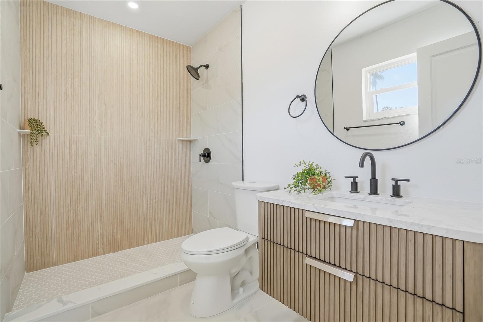 Image 23 of 45 For 6529 West Shore Circle