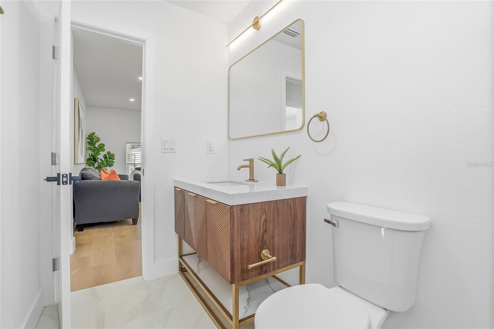 Image 28 of 45 For 6529 West Shore Circle