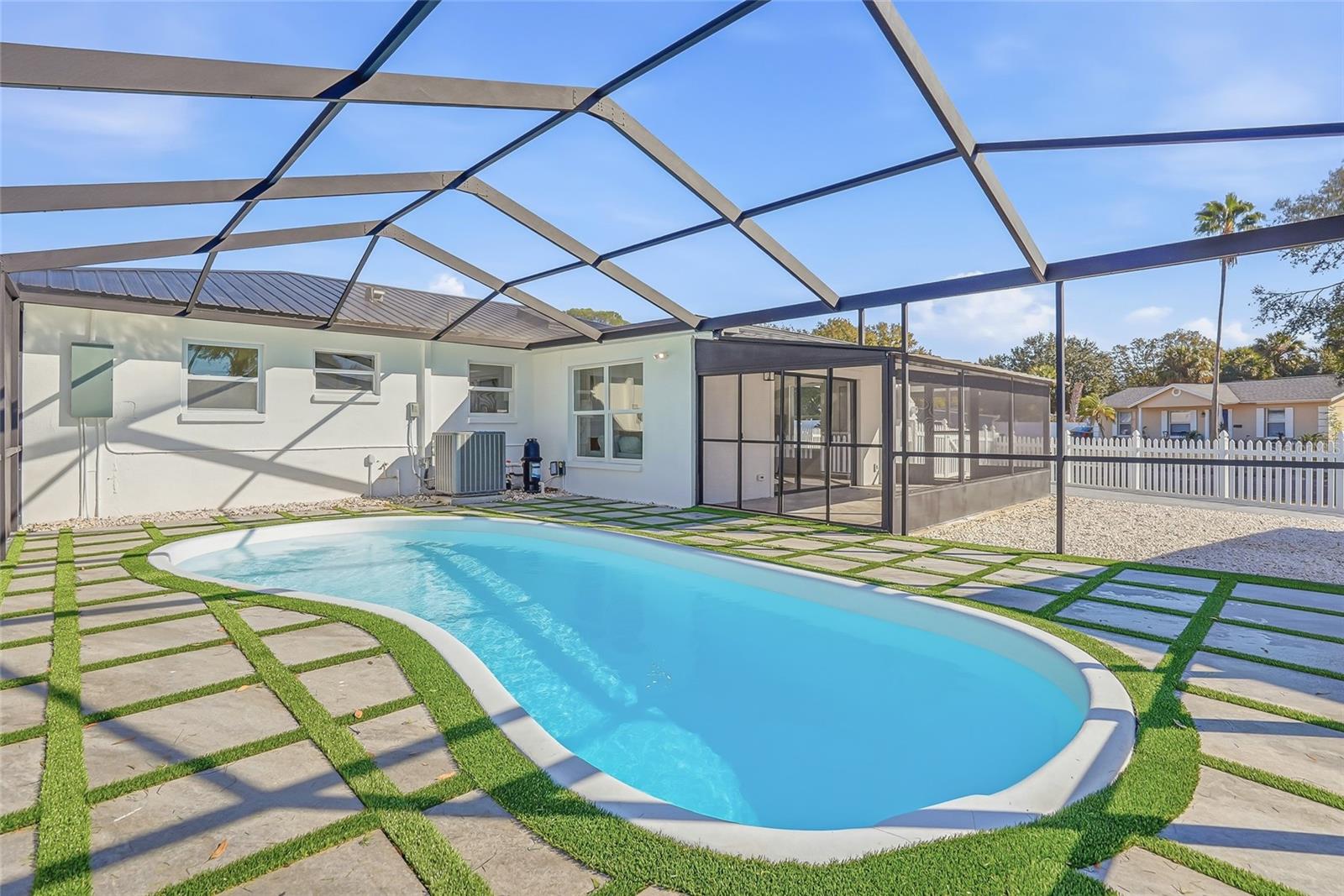 Image 37 of 45 For 6529 West Shore Circle