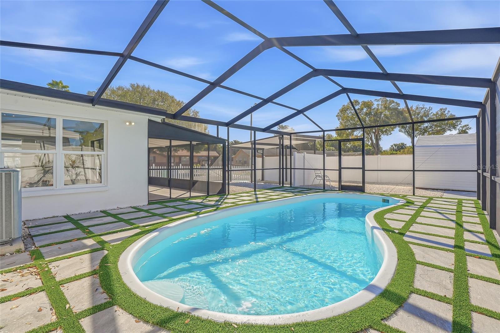 Image 38 of 45 For 6529 West Shore Circle