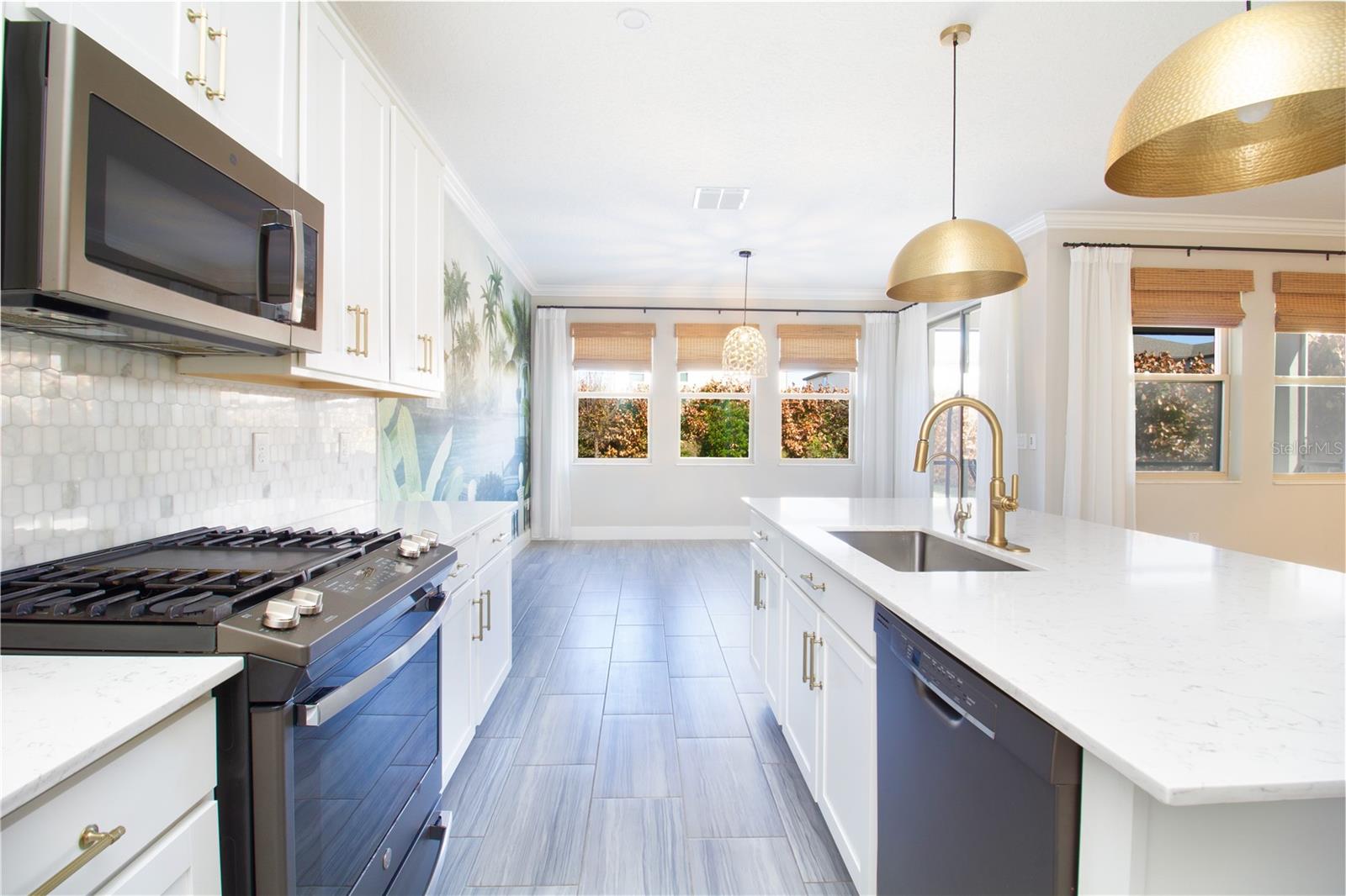 Listing photo id 8 for 18023 Fenders Way