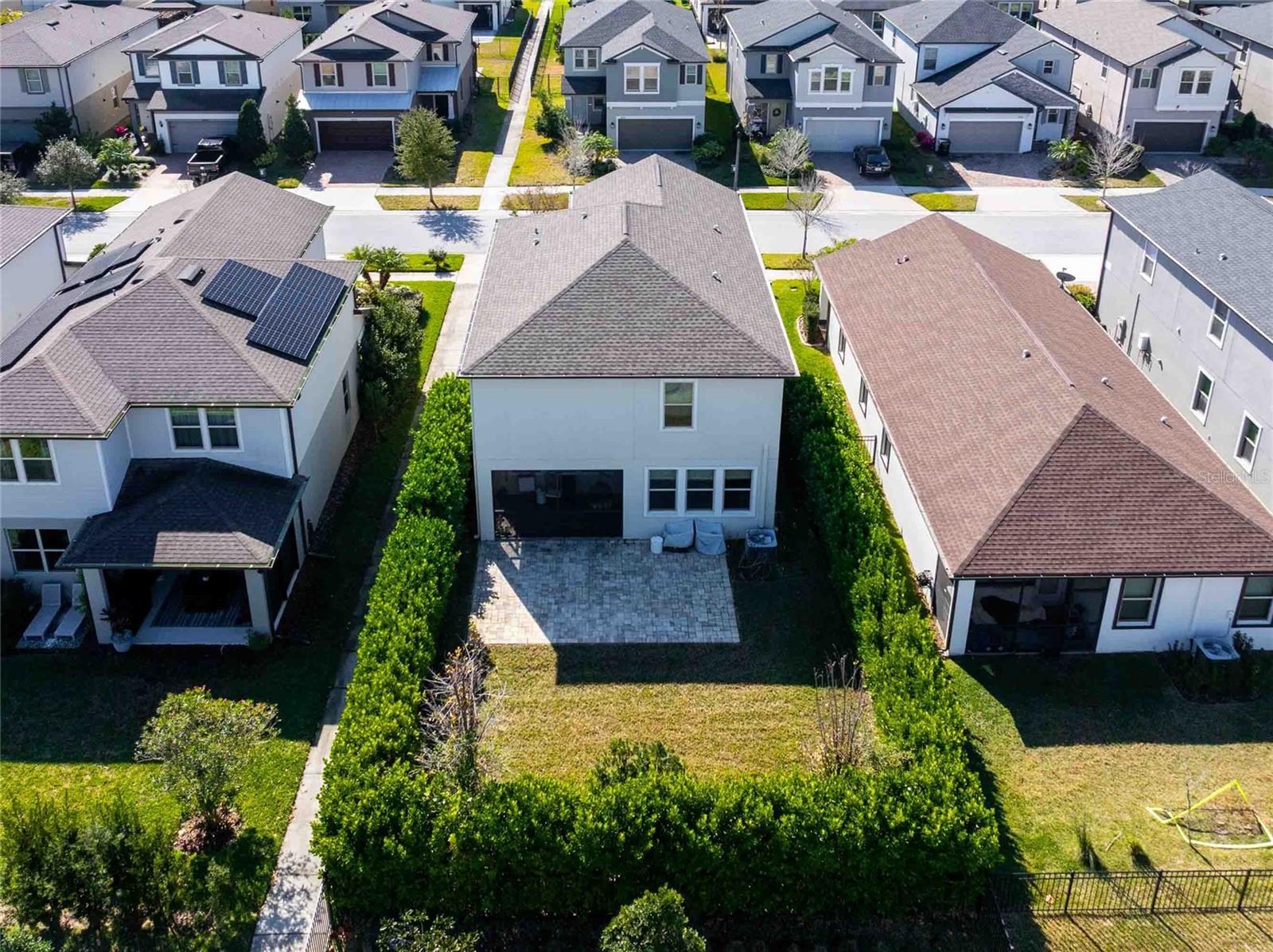 Listing photo id 0 for 18023 Fenders Way