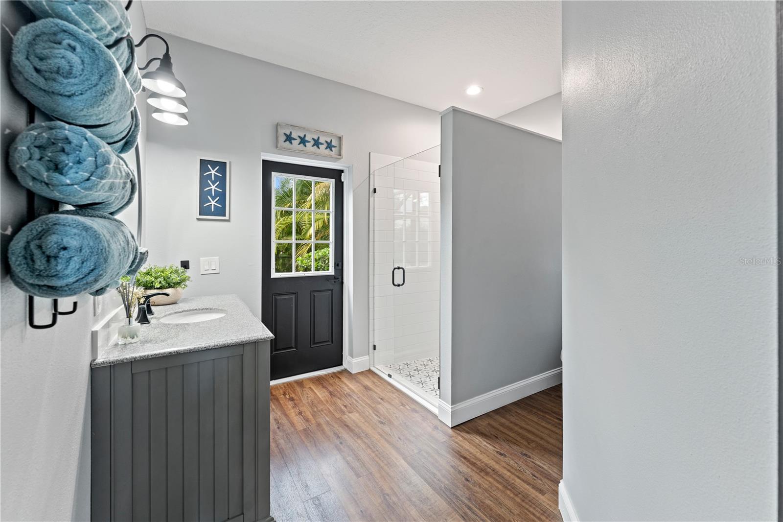 Image 35 of 100 For 5292 Kernwood Court