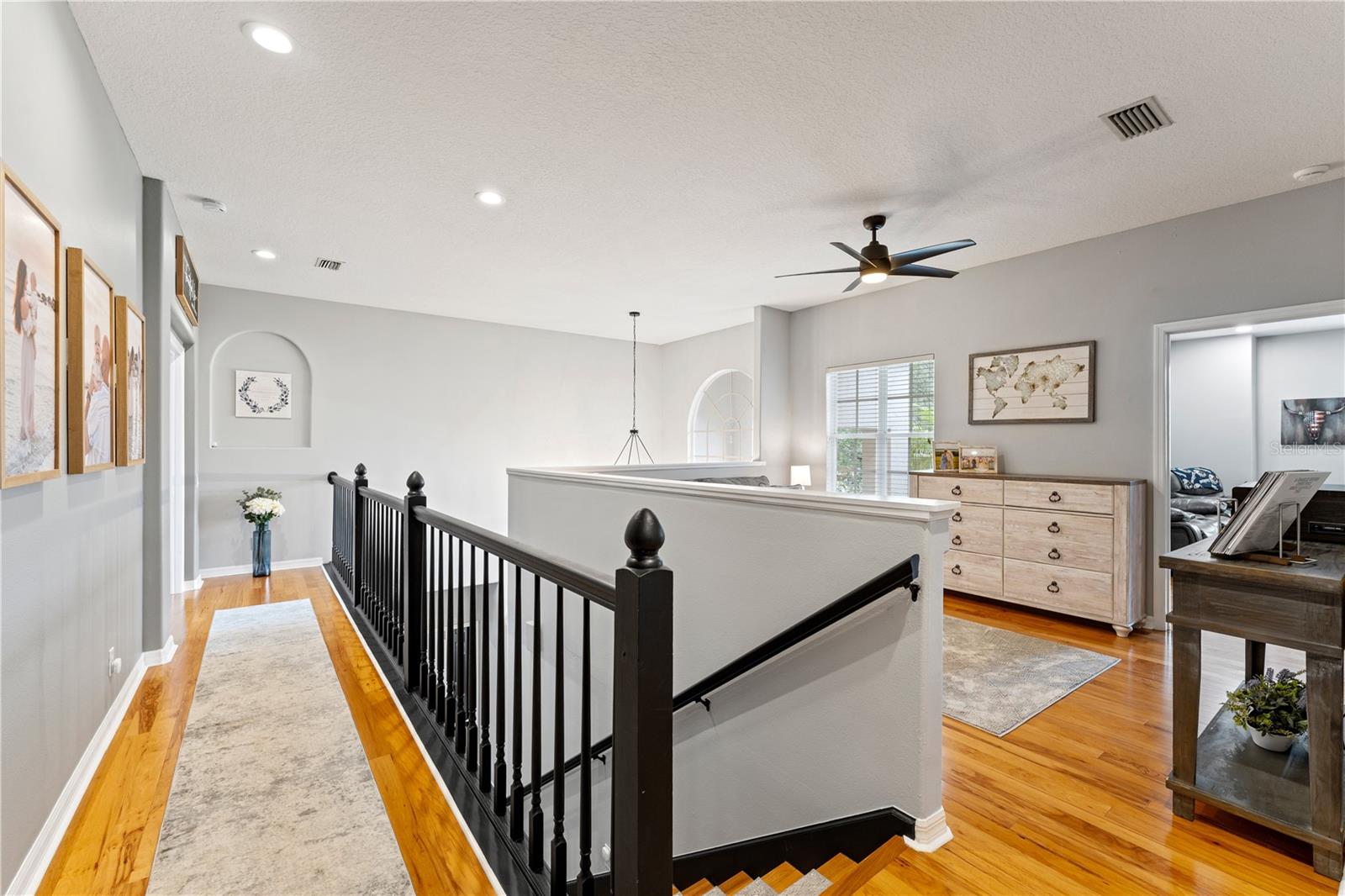 Image 39 of 100 For 5292 Kernwood Court