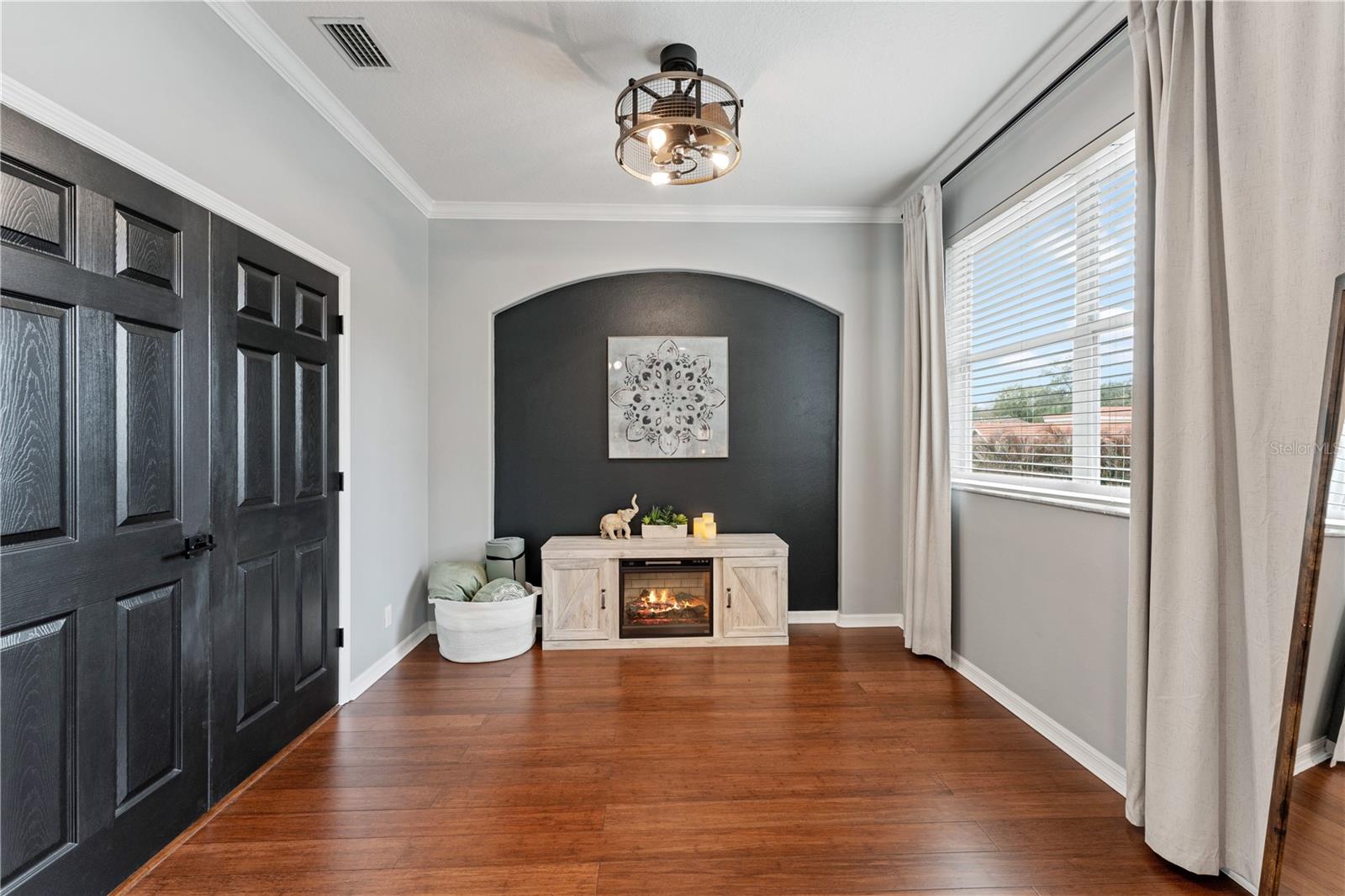 Image 44 of 100 For 5292 Kernwood Court