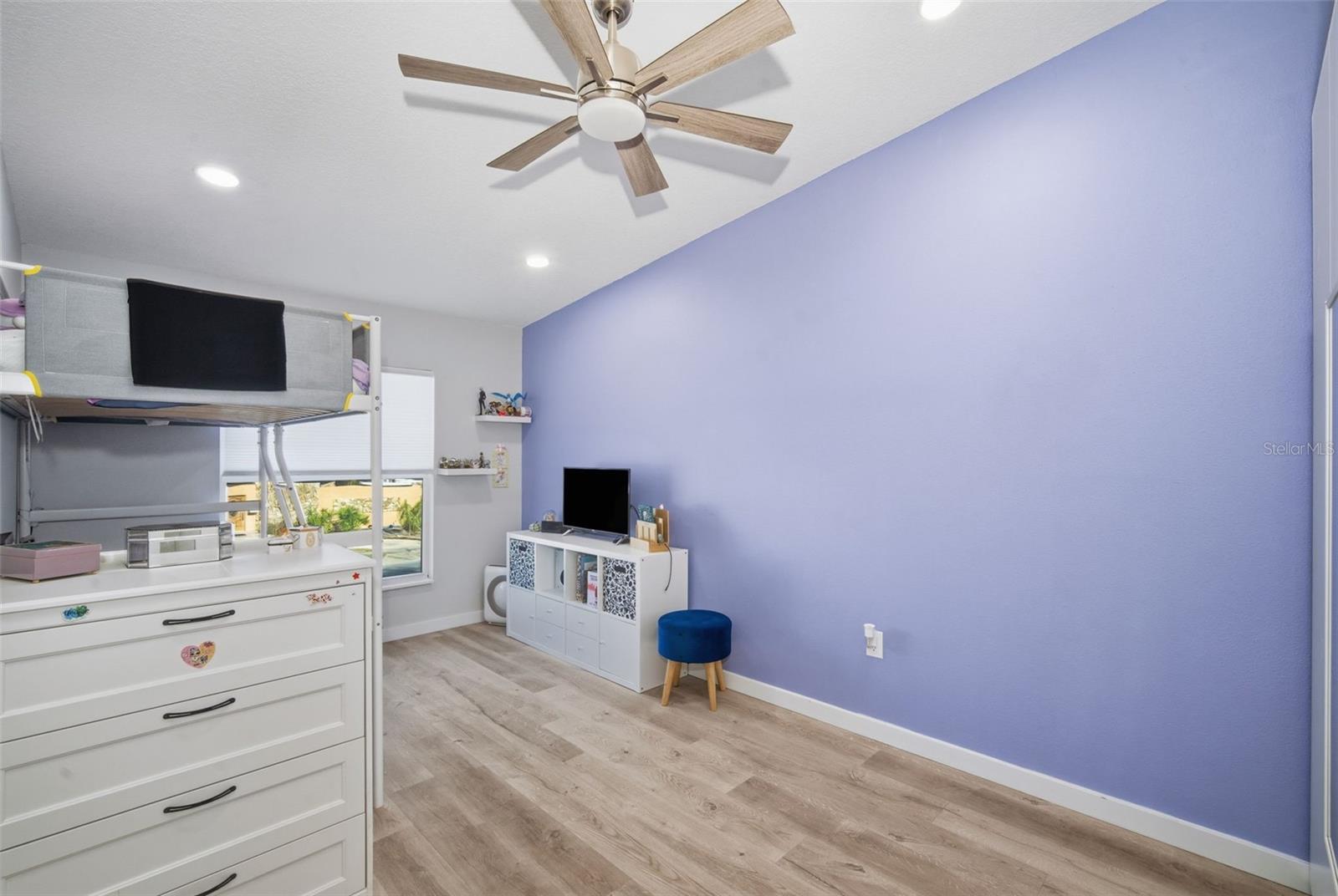 Image 27 of 55 For 1826 Nebraska Avenue Ne