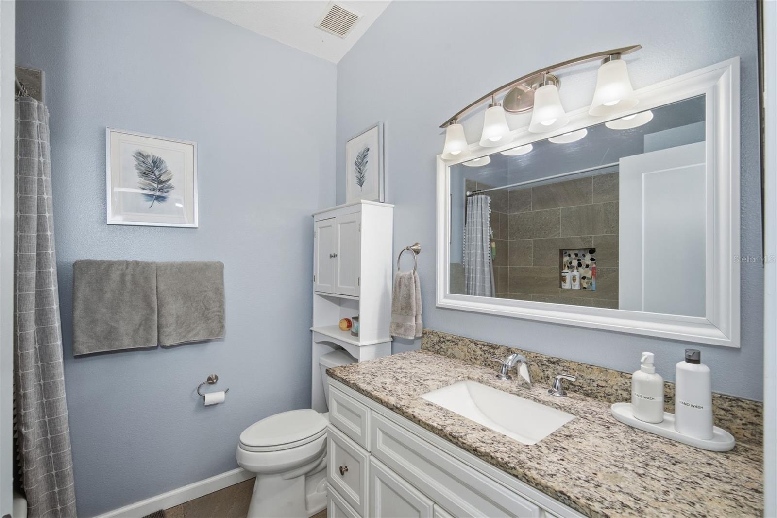 Image 29 of 55 For 1826 Nebraska Avenue Ne