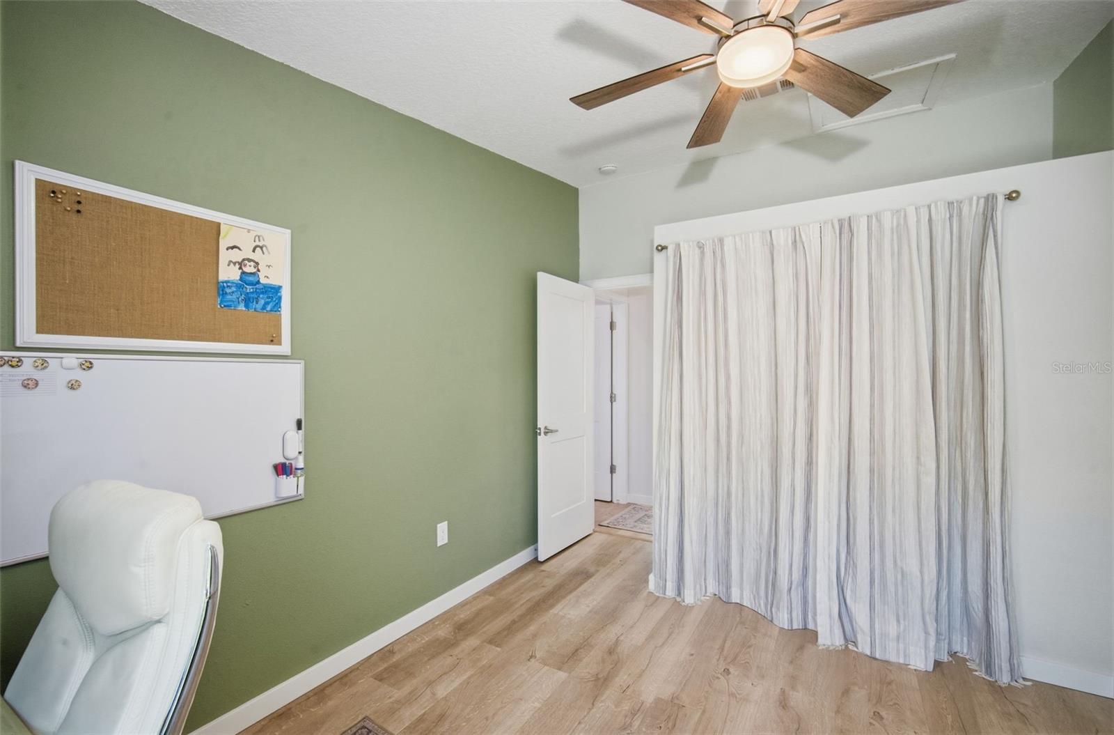 Image 32 of 55 For 1826 Nebraska Avenue Ne