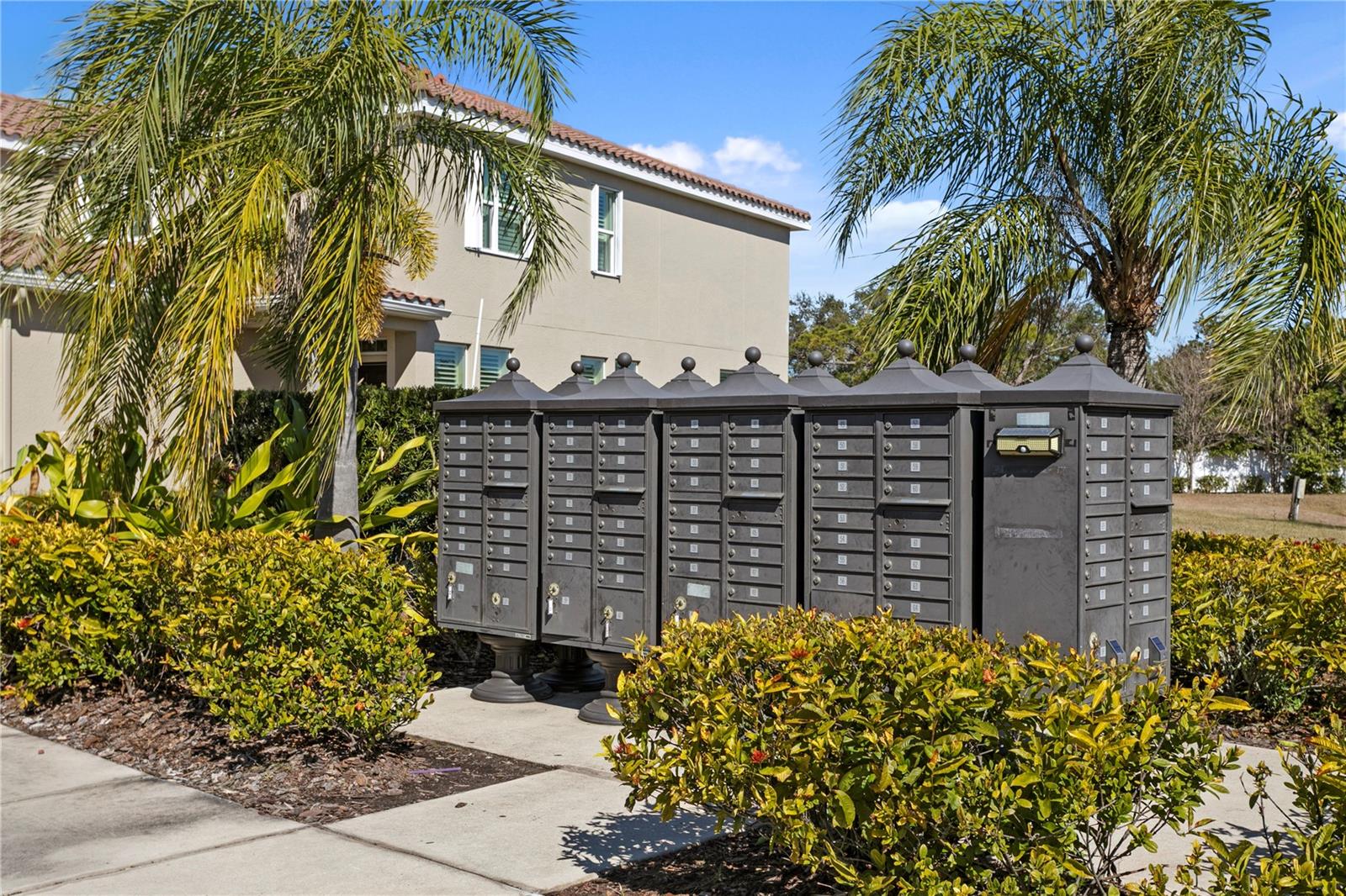 Image 49 of 55 For 610 53rd Avenue N