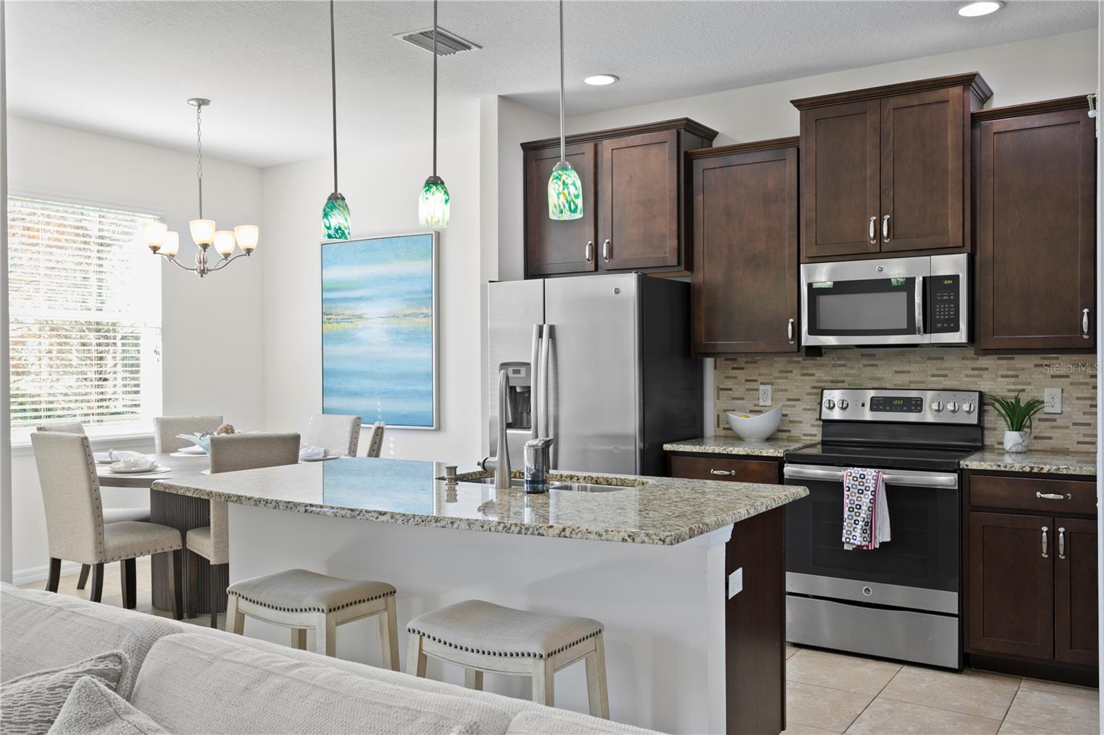 Image 8 of 55 For 610 53rd Avenue N