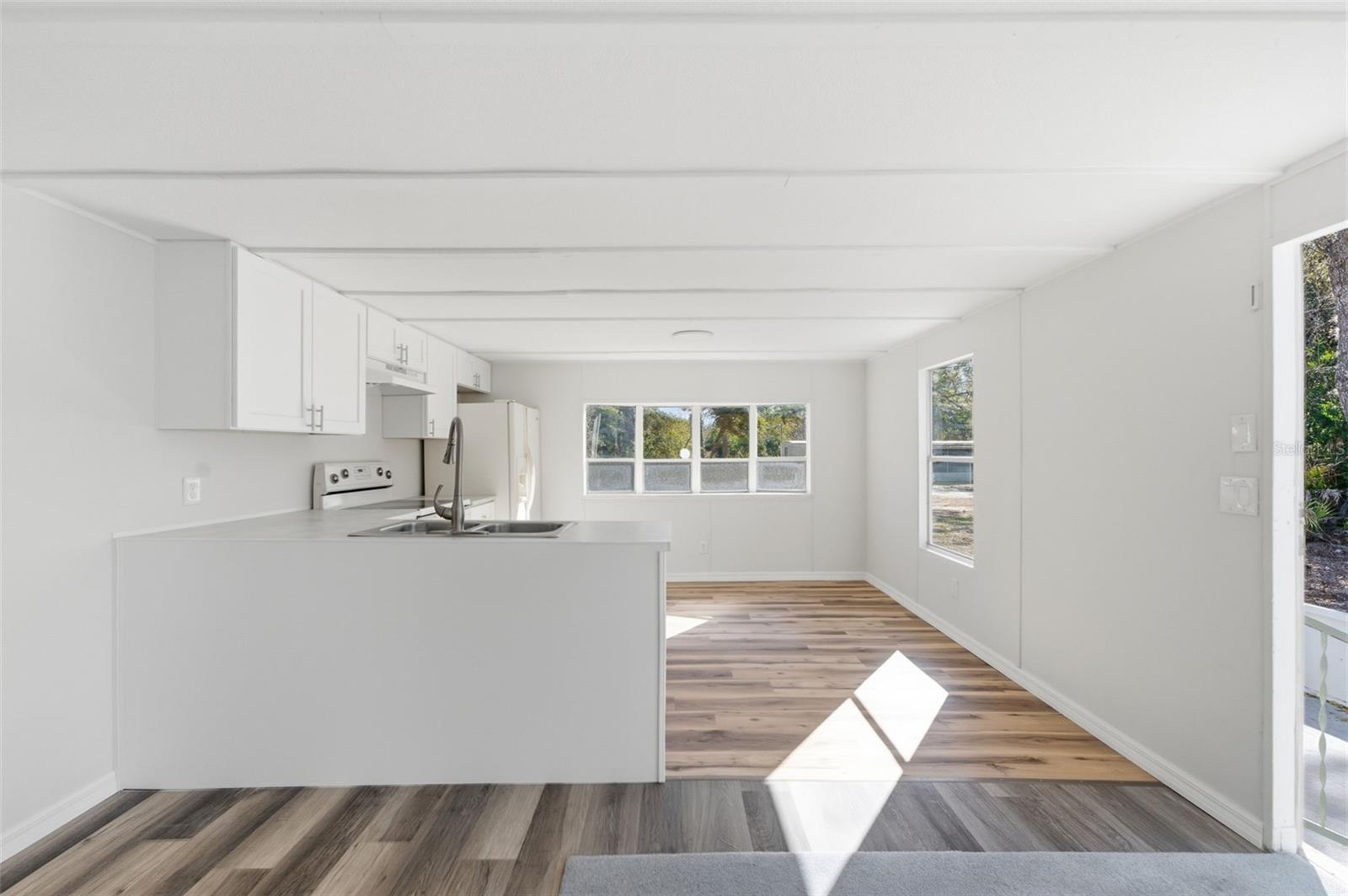 Image 11 of 32 For 8035 Rosella Court