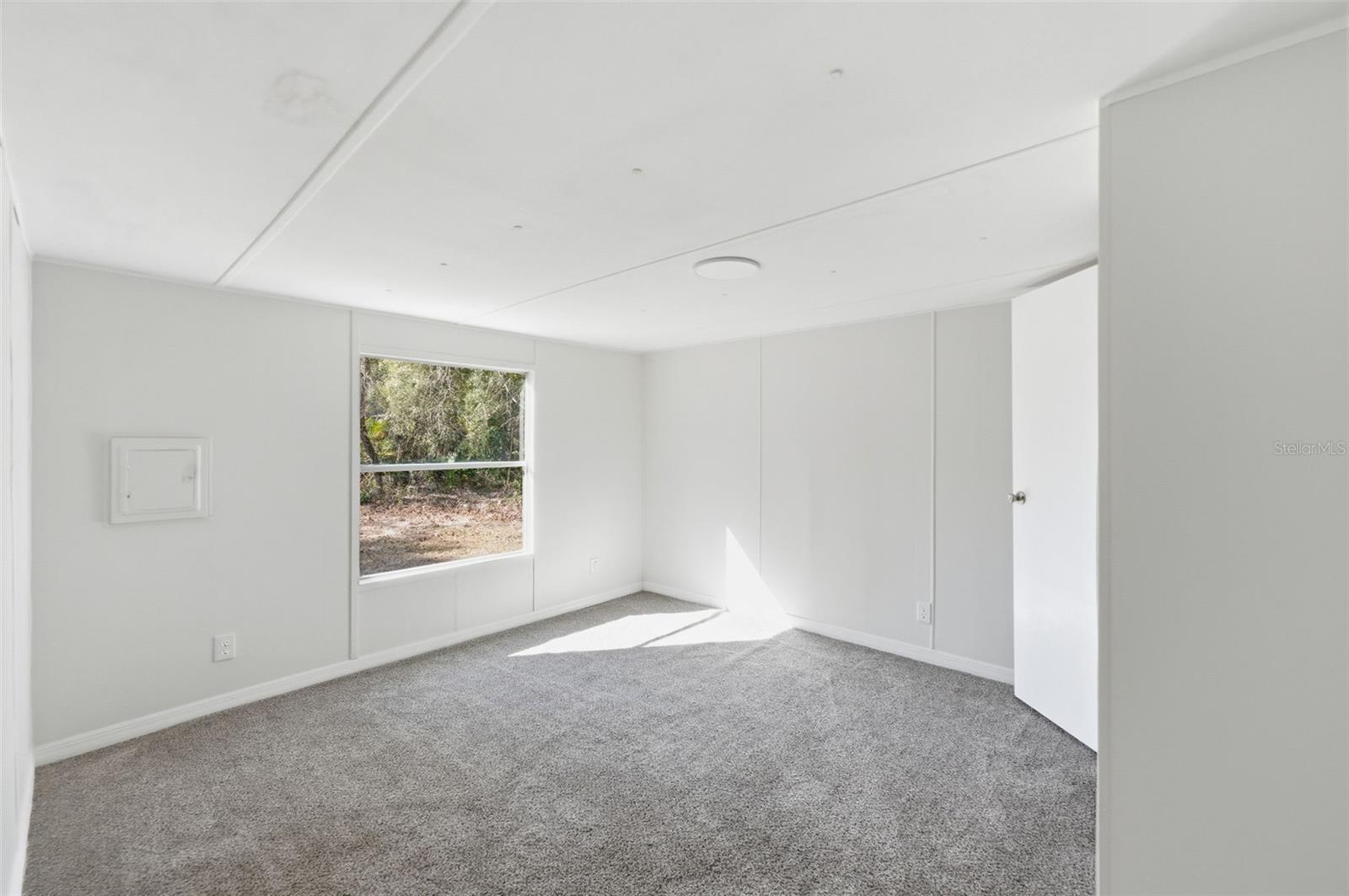 Image 20 of 32 For 8035 Rosella Court