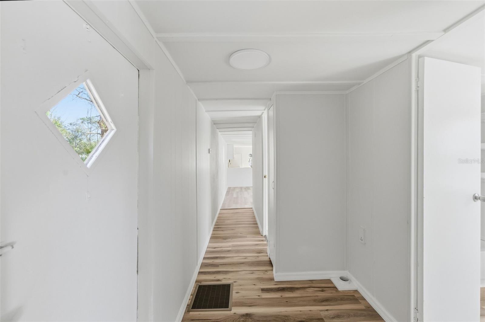 Image 22 of 32 For 8035 Rosella Court