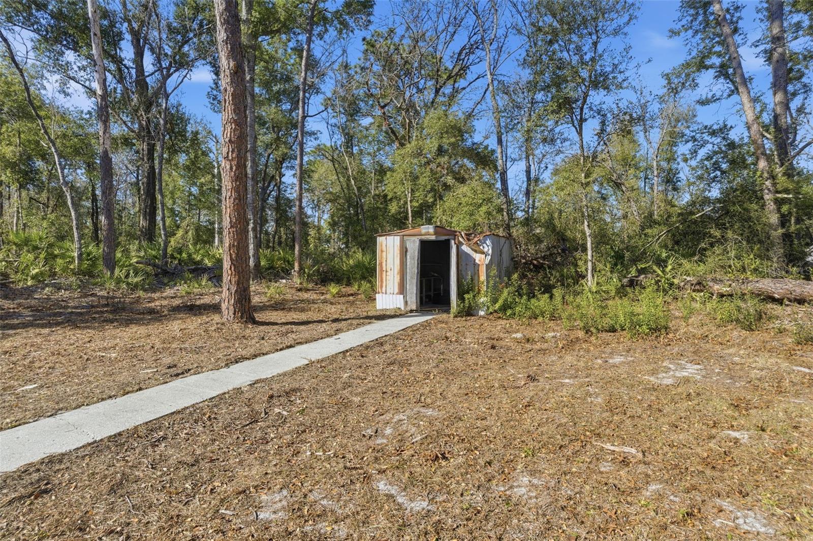 Image 6 of 32 For 8035 Rosella Court