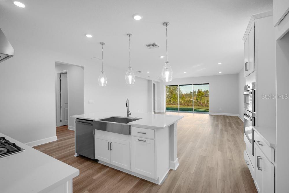 Listing photo id 2 for 1669 Anson Lane