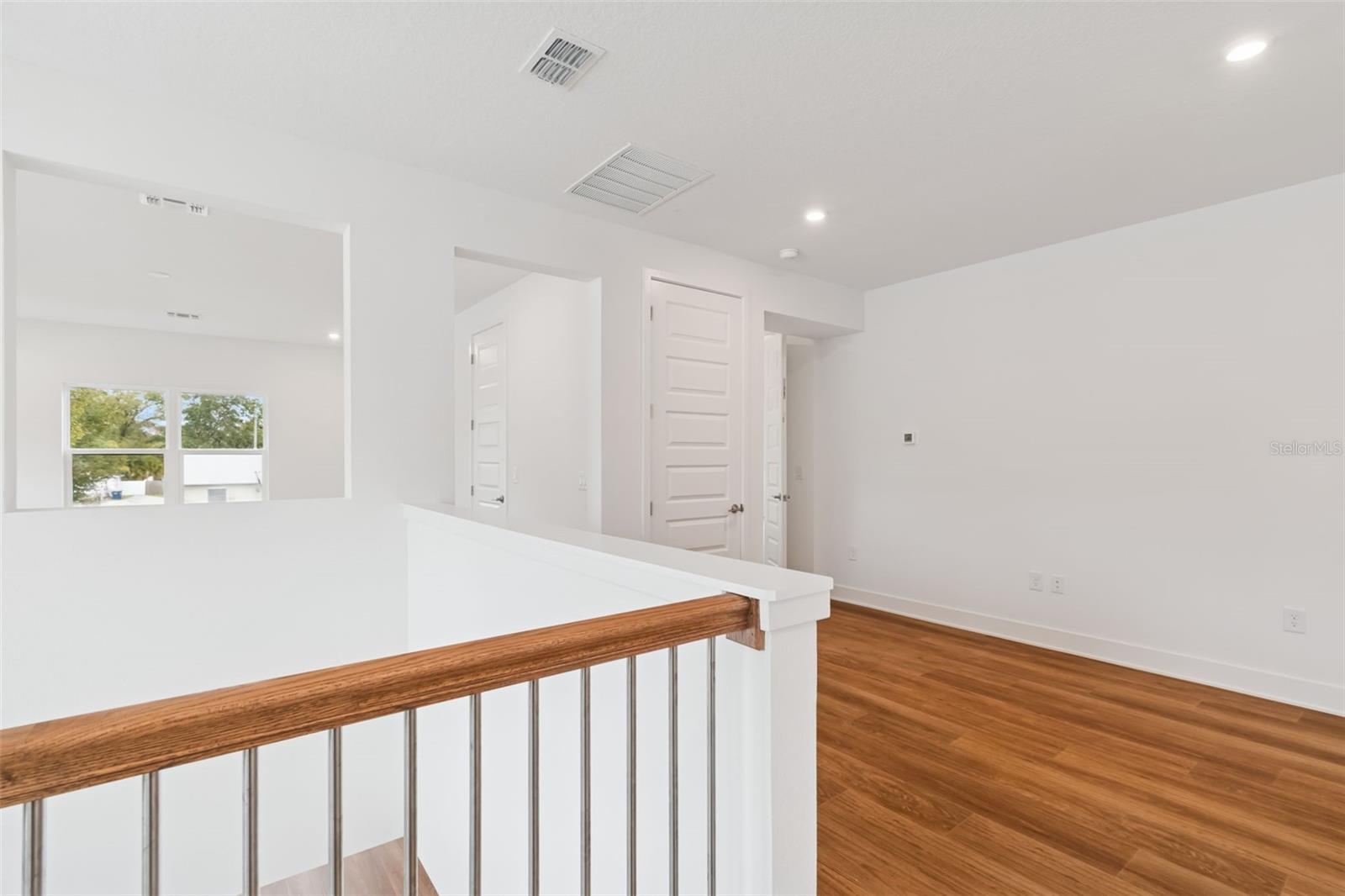 Image 27 of 53 For 804 Peninsular Street