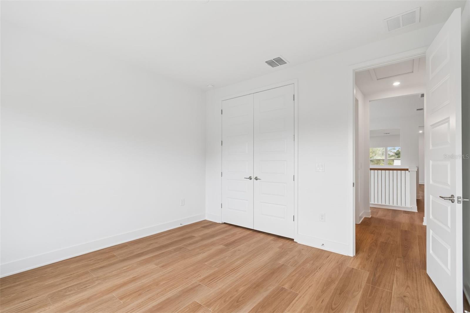 Image 42 of 53 For 804 Peninsular Street