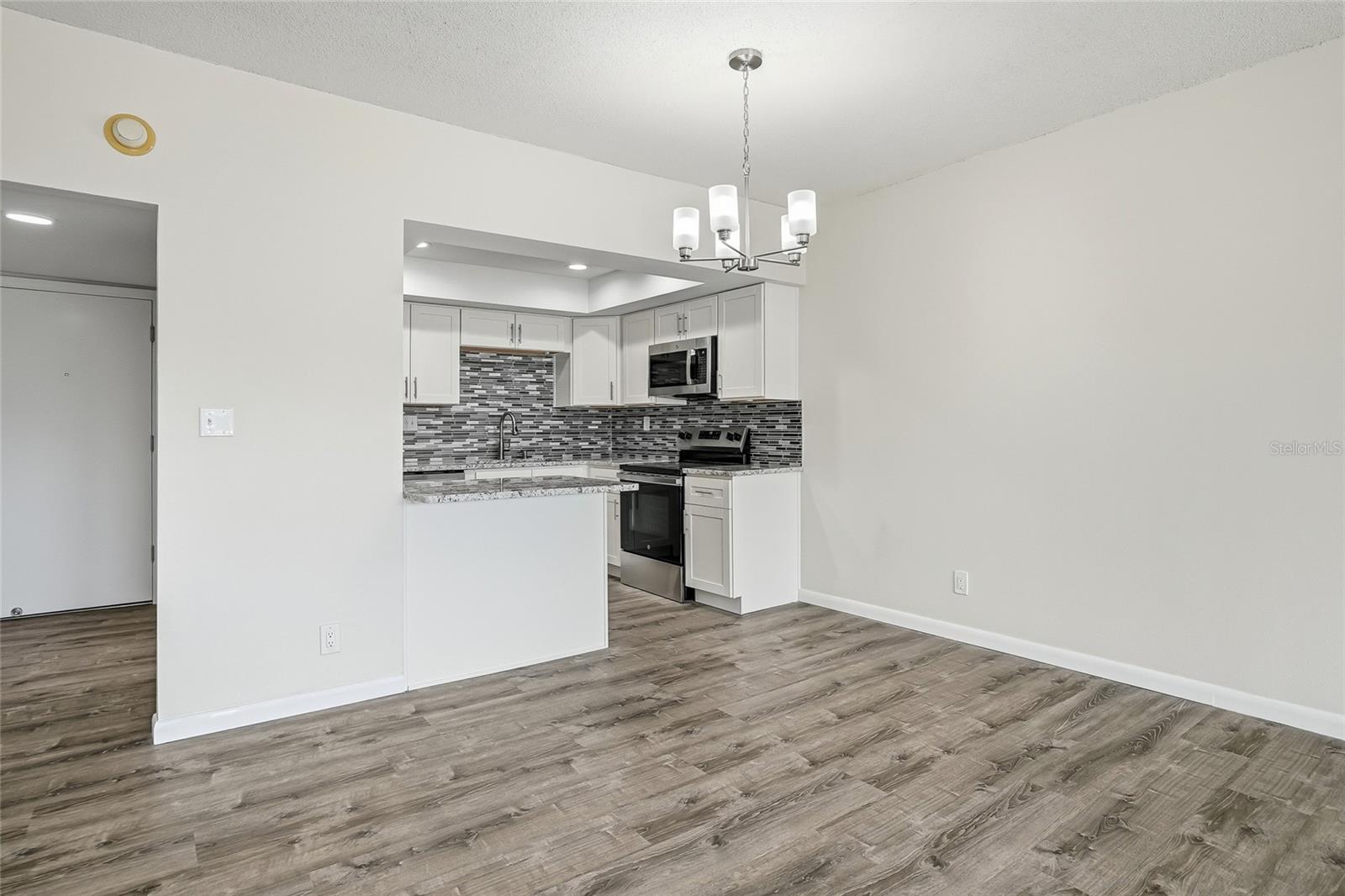 Image 6 of 30 For 420 64th Avenue 107