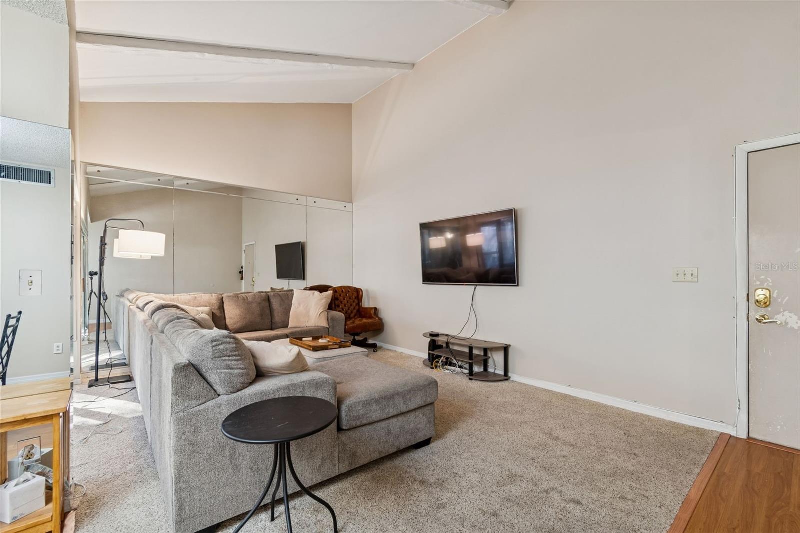 Image 4 of 43 For 2618 Cedar View Court 95b