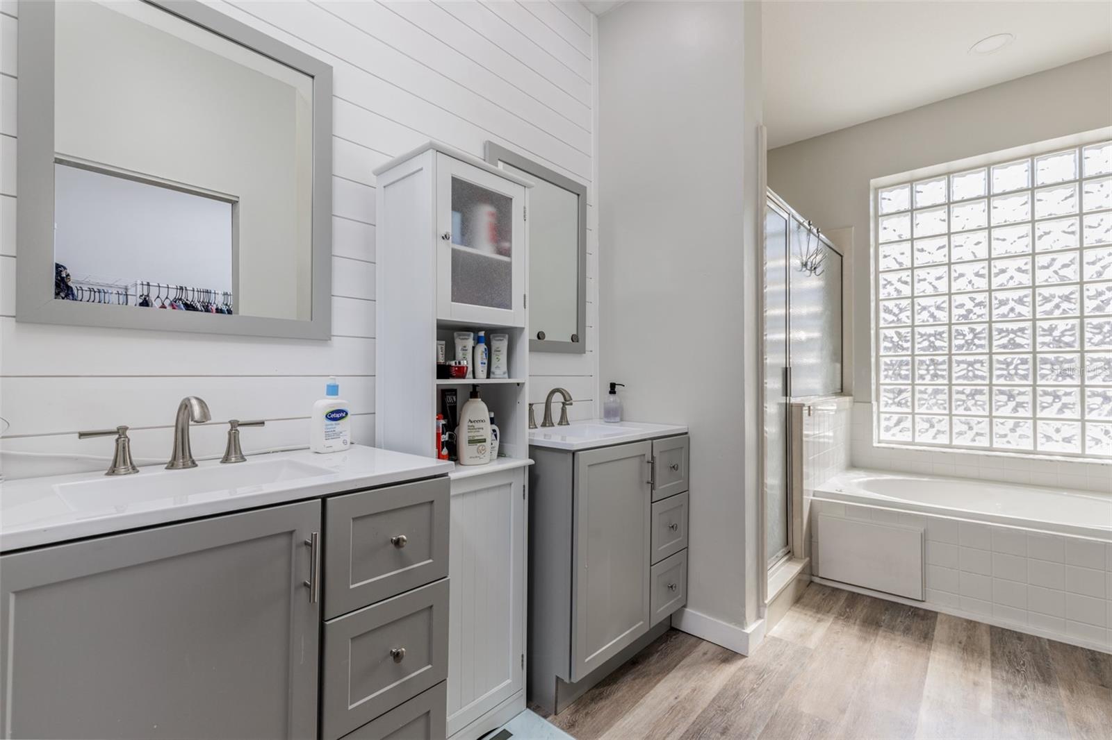 Image 26 of 43 For 4740 Crestline Drive