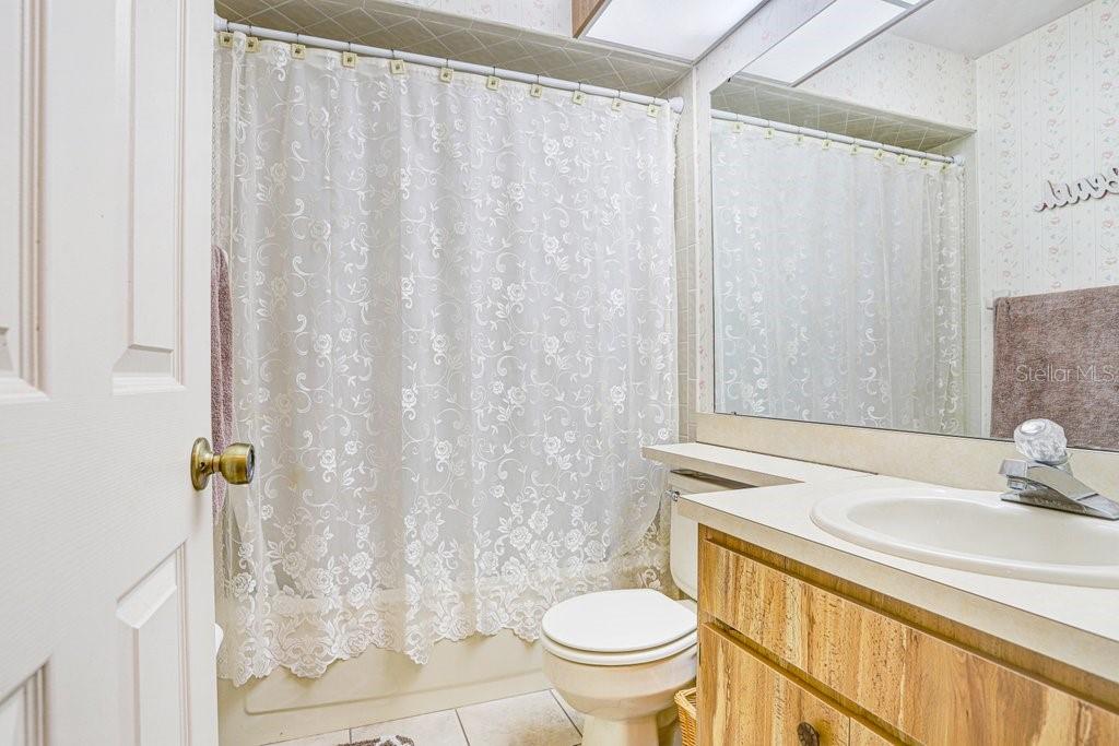 Image 9 of 23 For 38429 Cottonwood Place